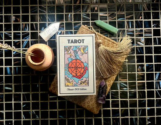 Baraja y guía del tarot clásico de 1909 | Fabricado en EE. UU.